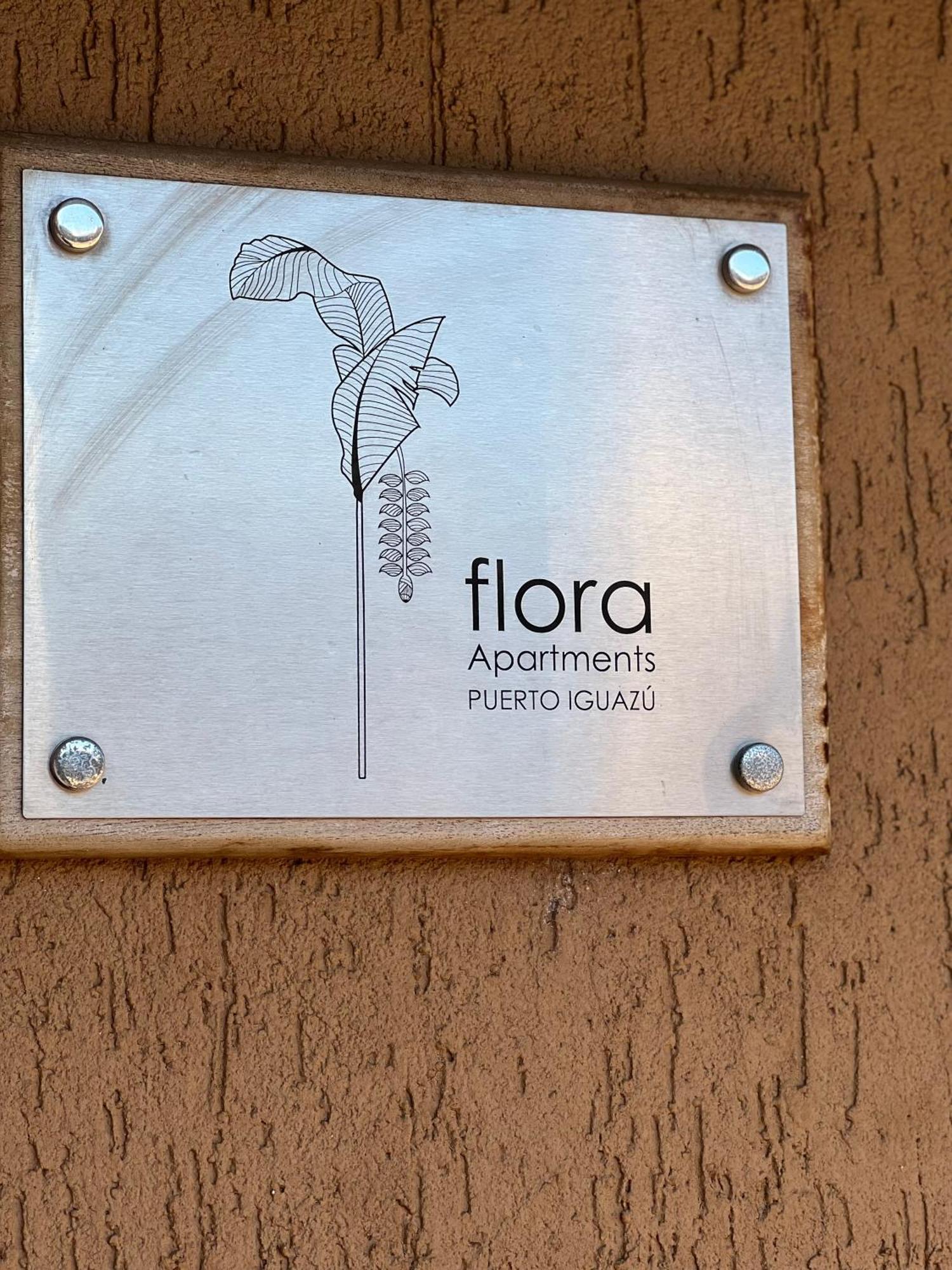 Flora Apartments Πουέρτο Ιγκουασού Εξωτερικό φωτογραφία